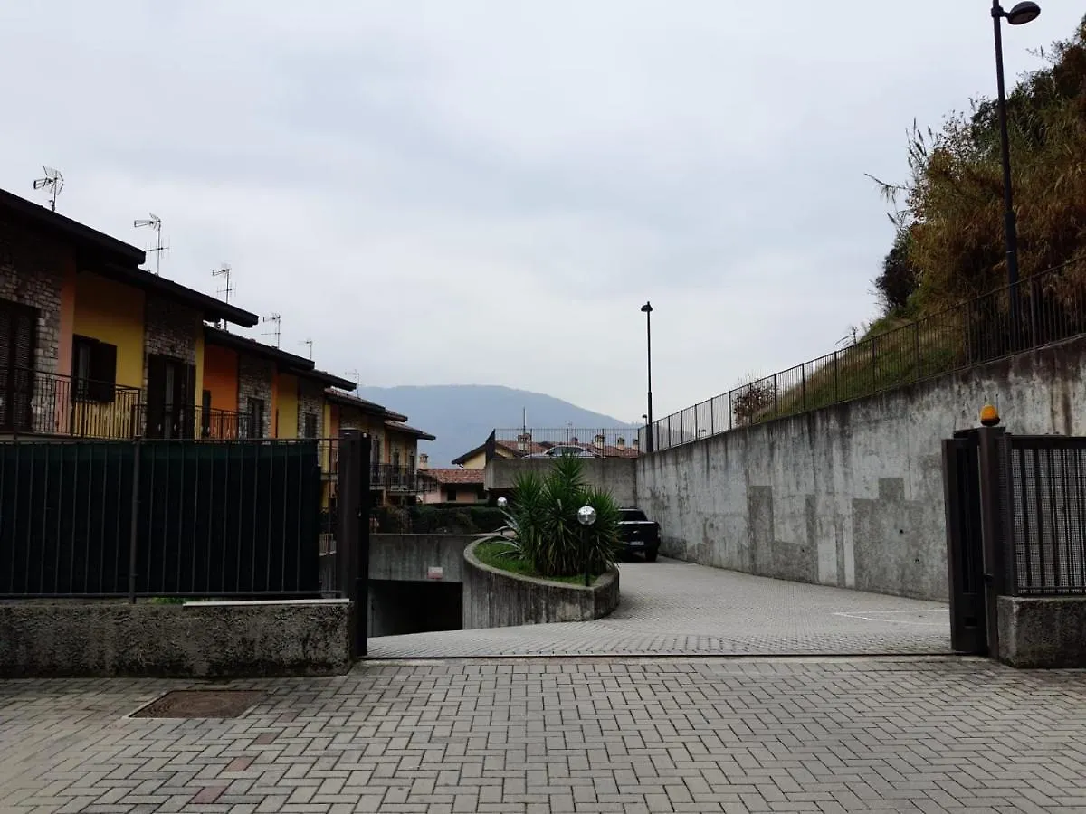 Appartamento Residenza La Cascata Calolziocorte 0*,